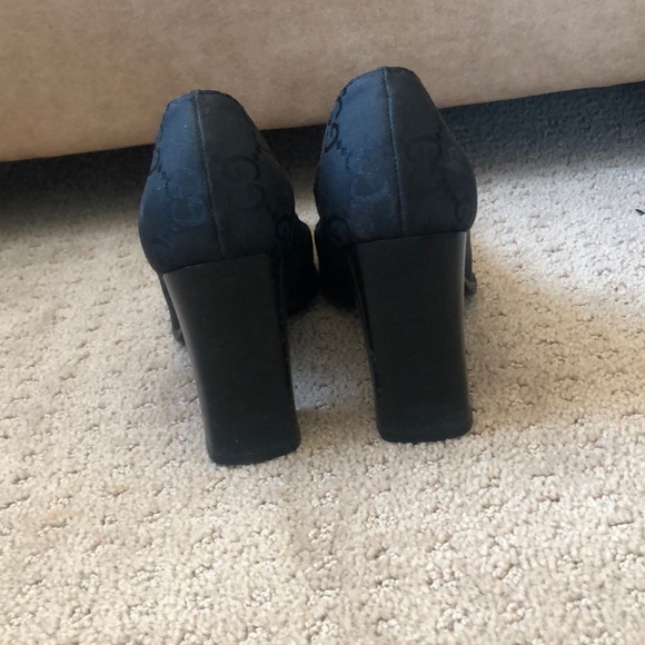 Heels - Picture 3 of 3